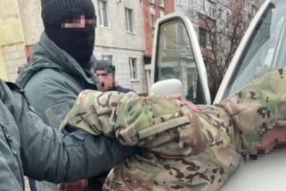 Rusové chtěli na Ukrajině poslat do útoku nezletilého chlapce s bombou. Nevěděl, že má vybuchnout i s ní - Novinky