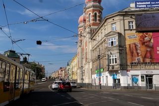 Řidiče v Plzni čeká očistec. Rozkopou páteřní Klatovskou ulici z centra až na Bory - Novinky