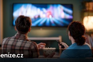 Poplatky za televizi a rozhlas stoupnou. Zaplatíte i za mobil