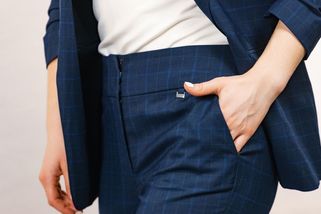 Parné léto a pravidla oblékání: Kraťasy a sandály si nechte do hospody, radí Ladislav Špaček - Proženy.cz