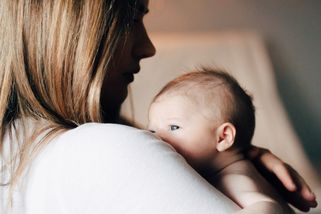 Alice (33): Manžel se těšil na miminko. Ovšem jen do chvíle, než syna poprvé spatřil – Lifee.cz