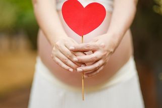 Seriál Děcko je důkazem, že v seriálové tvorbě se blýská na lepší časy - Médium.cz