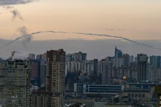 Rusové zasypali Ukrajinu raketami ze vzduchu i z moře - Seznam Zprávy