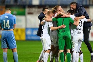Slavia senzačně padla! Ligu už vede Plzeň. V Olomouci přišlo krupobití - Sport.cz