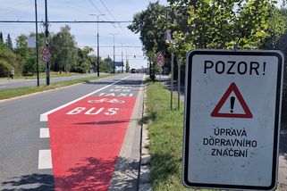 "Šikana Středočechů" začíná. Praha 6 vykázala auta z pruhů na příjezdu do metropole - Zdopravy.cz