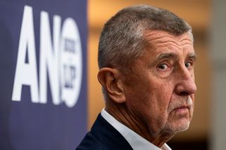 Babišův veletoč, fandí mu i Kalousek. Chce „Fialův“ rozpočet