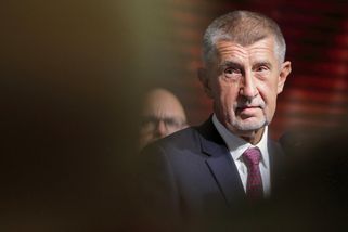 Zablokujte v Bruselu nové zelené šílenství, žádá Fialu Babiš. Jenže to nejde a postaral se o to on sám