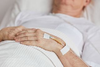 Po operaci hned domů. Rozjíždí se velká reforma zdravotní péče - Novinky