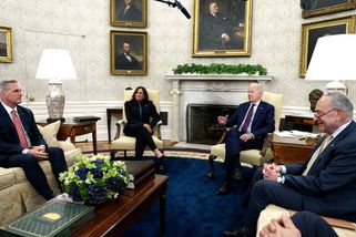 Svět si oddechl. V USA se dohodli, že odvrátí státní bankrot - Seznam Zprávy