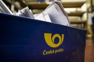 Pošta zruší 950 míst, propuštění by mohli najít uplatnění i u Vězeňské služby - Seznam Zprávy
