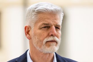 Petr Pavel opět potvrdil slušné vychování. Po zvednutém svetru překvapil malým detailem – eXtra.cz