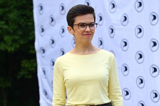 Olga Richterová terčem odporného útoku. Pirátka dostal dopis plný vulgarit a výhrůžek smrtí