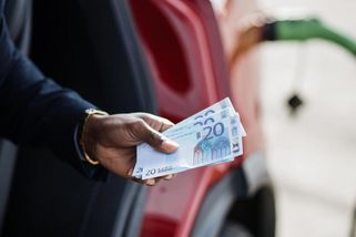 Dotace na elektromobily mají na prodejích obří podíl - Portál řidiče