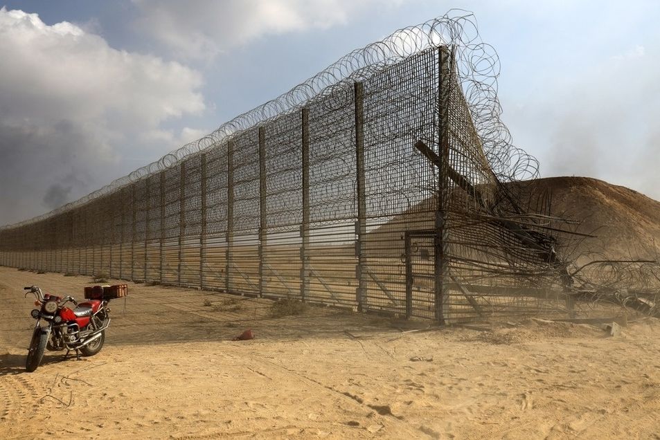 Všechno, co jste chtěli vědět o 7. říjnu, ale báli jste se zeptat - VOXPOT: reportáže, které spojují Česko se světem