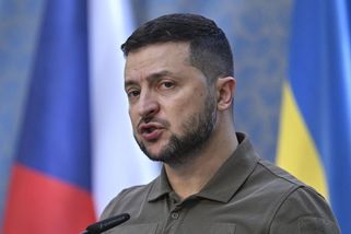Zelenskyj žádá bezodkladné svolání Rady NATO–Ukrajina - Novinky