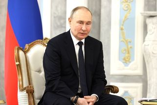 Putin vypustil, že je ochoten ukončit válku. Chytrý tah, ze kterého může těžit - Seznam Zprávy
