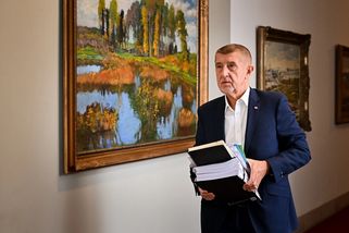 Opozice zkouší překopat rozpočet. Škrtat chce v dotování zelené elektřiny a zemědělství