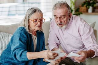 „Je to super!“ Část seniorů je s nižší valorizací spokojená - Seznam Zprávy