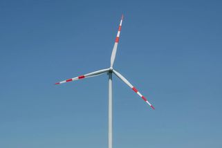 Čína spustila největší větrnou turbínu na světě. Vědci se obávají, že bude ovlivňovat počasí - EnergoZrouti.cz