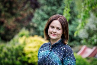 Stát potřebuje peníze. Dovolme lidem platit za včasné termíny u lékaře, říká ekonomka