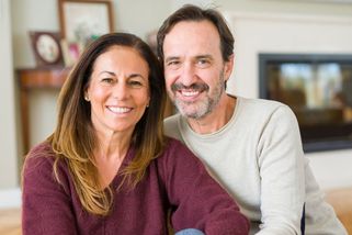 Husákovy děti citelně zasáhne reforma. Celý život „drží“ stát, v důchodu je potrestáme - Médium.cz