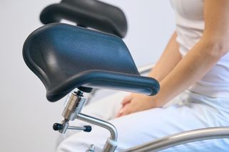 "Ať vám to platí starej, když vám neumí udělat haranta," řvala doktorka na pacientku