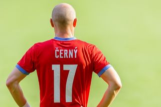 Černý nebyl ani arogantní, ani uražený. Zaslouží si naše zastání - Médium.cz