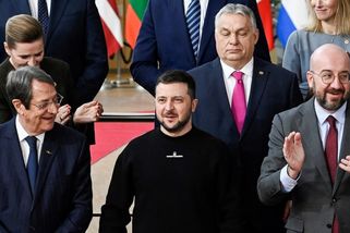 Černý týden pro Ukrajinu. Fico vyhrál, USA couvají a Maďarsko chce škrtat unijní pomoc