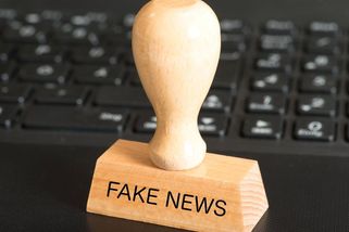 Kdo dal pokyn vypnout dezinformační weby? Stopy míří k tajným službám - Seznam Zprávy