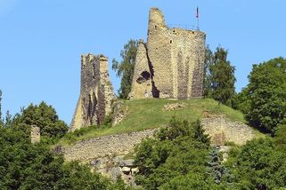 V Česku je více než desítka šikmých věží. Jedna zahanbí i slavnou Pisu - Seznam Zprávy