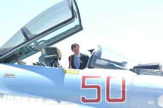 Letadlo s Asadem zmizelo. Spekuluje se o jeho sestřelení - Novinky