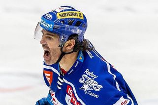 Vytočený Jágr se opřel do fandů Kladna: Je mi smutno. Jestli jsem se na to neměl dávno vykašlat... - Sport.cz