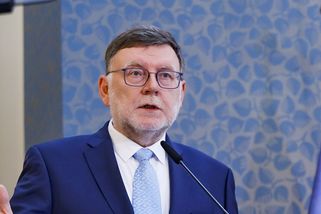 Stanjura zaskočil kolegy. Chce ještě víc ořezat platy od státu - Novinky