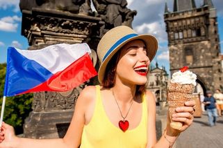 Jan Urban: Svaté zápaly vlastenectví a bída národního státu 21. století — HlídacíPes.org