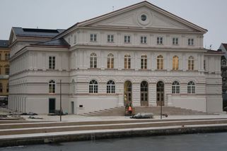 Předražený kočkopes. Rekonstrukce Slavie za necelou miliardu leží Budějovičákům v žaludku - Médium.cz