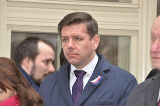 Co to říkáte za bláboly, chcete se vylhat z toho,...