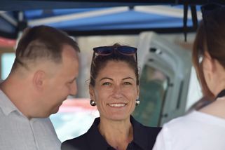 Poplatky pro děti, které nic neplatí. Decroix zesměšnila návrh Klempíře, sama si však zadělala na problém