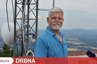 Prezident Pavel vyšel Kleť za 40 minut. S hejtmanem řešil dopravu, jádro i zdravotní péči