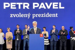 Seznamte se, toto je nový hradní tým Petra Pavla - Seznam Zprávy