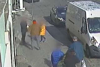 Nelíbilo se mu, že ho kolemjdoucí nepozdravil. Tak ho bodl nožem - Novinky