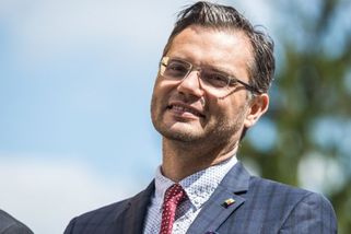 Polčákova smlouva s obcemi: 47 tisíc za hodinu práce - Seznam Zprávy