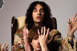 GLOSA: Stanley a Simmons z Kiss můžou mít radost. Jejich synové se s kapelou potatili | Headliner