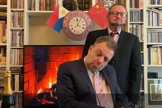 Prezident Vlastizdrávce. Milan Šteindler a Fero Burda jako hradní duo opět v akci | Šteindler & Tarantina