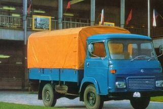 Je modrá Avia dobrá? Licenční Saviemy v zrcadle doby a na našich silnicích - Autobible.cz - Předjedeme vaše představy!