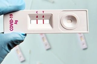 Dobrá zpráva pro vyléčené z covidu. Imunita drží měsíce. Má to však své ale - Seznam Zprávy