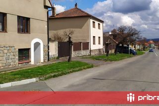 Zastupitelé Dobříše neschválili návrh na přejmenování ulice Plk. B. Petroviče