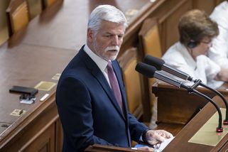 Pavel se v projevu snažil tmelit paralyzovanou Sněmovnu - Novinky