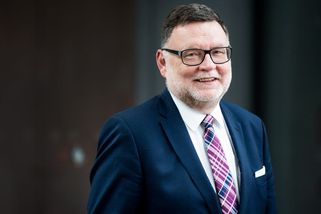 Stanjurova taktika je podle odborů „nepřípustná“. Co udělá se mzdou? - Seznam Zprávy