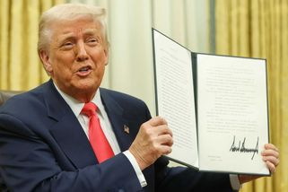 Trump podepsal příkaz k vytvoření strategické bitcoinové rezervy. Bitcoin se následně propadl - Business News 24