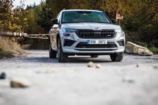 Škoda Kodiaq RS 2.0 TSI – S benzinem je rychlejší i dražší - Garáž.cz